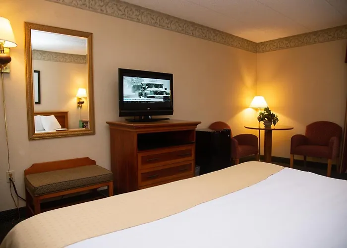 Oak Hill Hotels