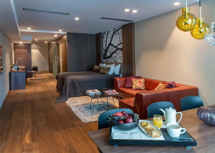 First Hotel Grims Grenka