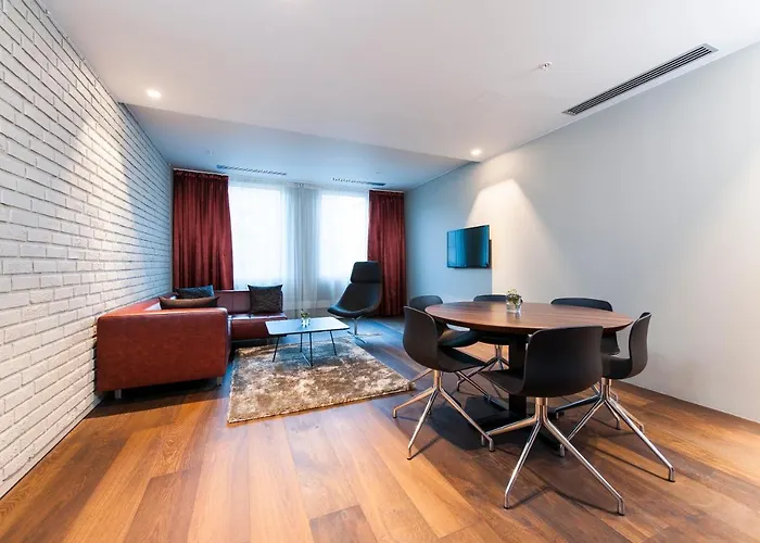 First Hotel Grims Grenka