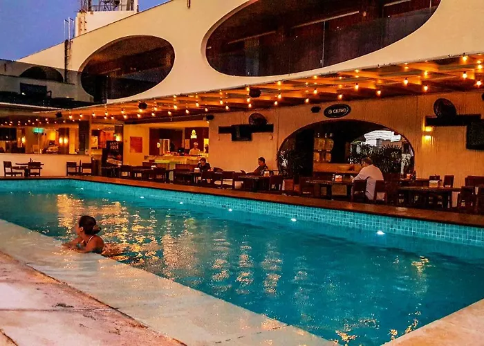 Hotel Cocoon & Lounge