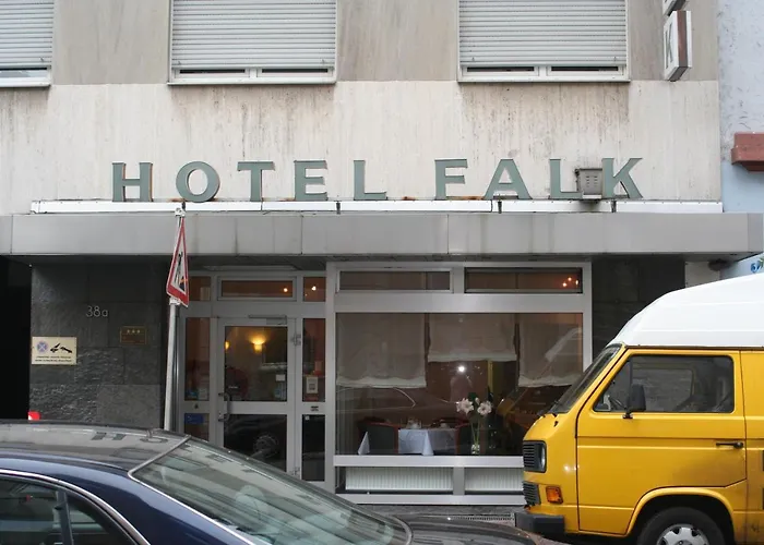 Falk Hotel