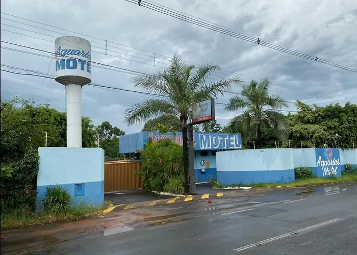 Aquarius Motel IV