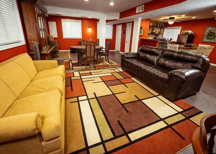 Branson King Resort & Suites