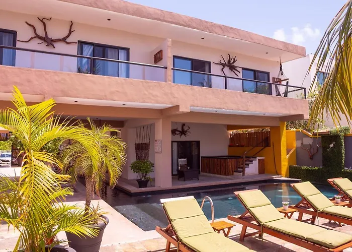 Isla Mujeres City Center Hotels